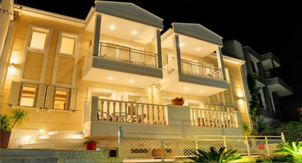 Chrisi Ammoudia Apartment | Maisonettes Athina