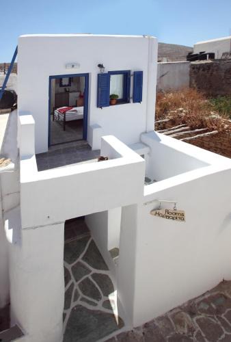 Folegandros Town Apartment | Margarita's Rooms