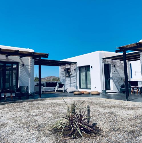Ios House | Mazi stin Io