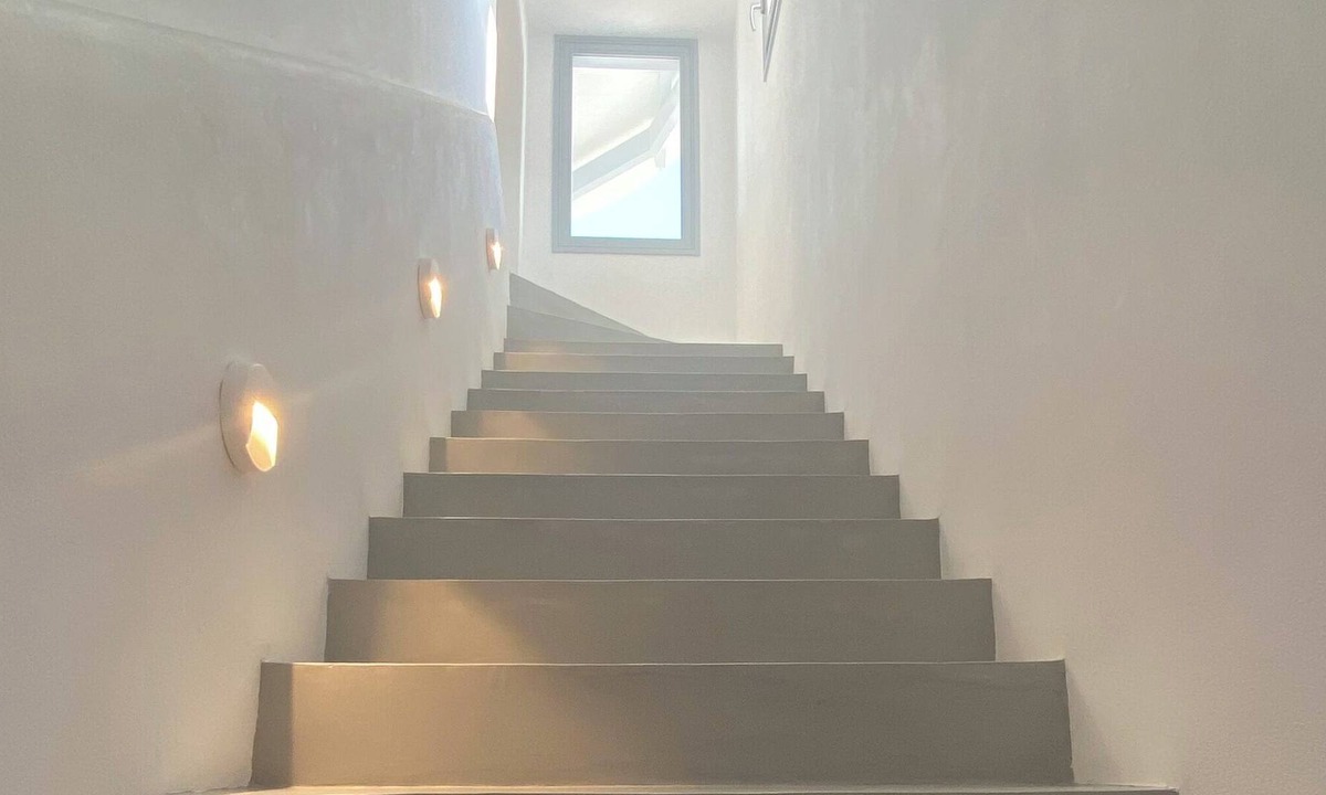 Logaras Apartment | Modern Cycladic apartment in between two amazing beaches 2 min walking distance.