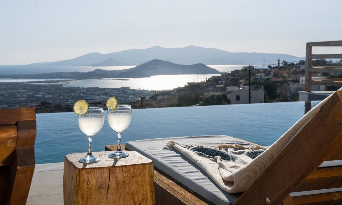 Naxos Town Villa | Modern Naxos Villa | Villa Xenios | 4 Bedrooms | Private Pool
