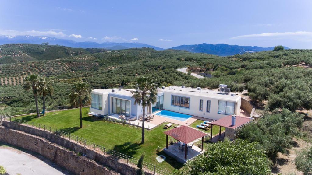 Platanias Villa | Modern Villa