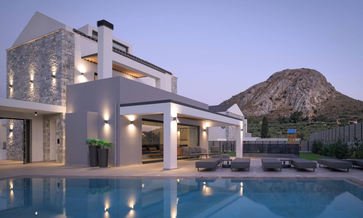 Lefkogeia Villa | Monti Luxury Villa, with Heated Pool & Hot Tub
