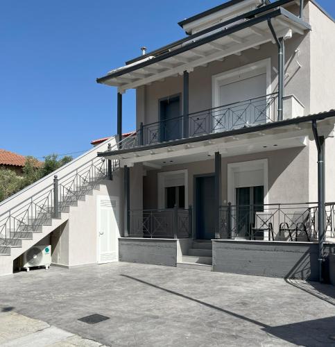Agios Nikolaos House | Mourati House