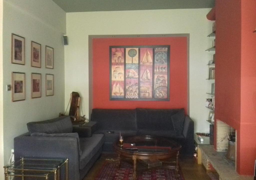 Kypseli Apartment | Music Hall