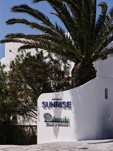 Paraga Hotel | Myconian Sunrise Relais & Chateaux Hotel