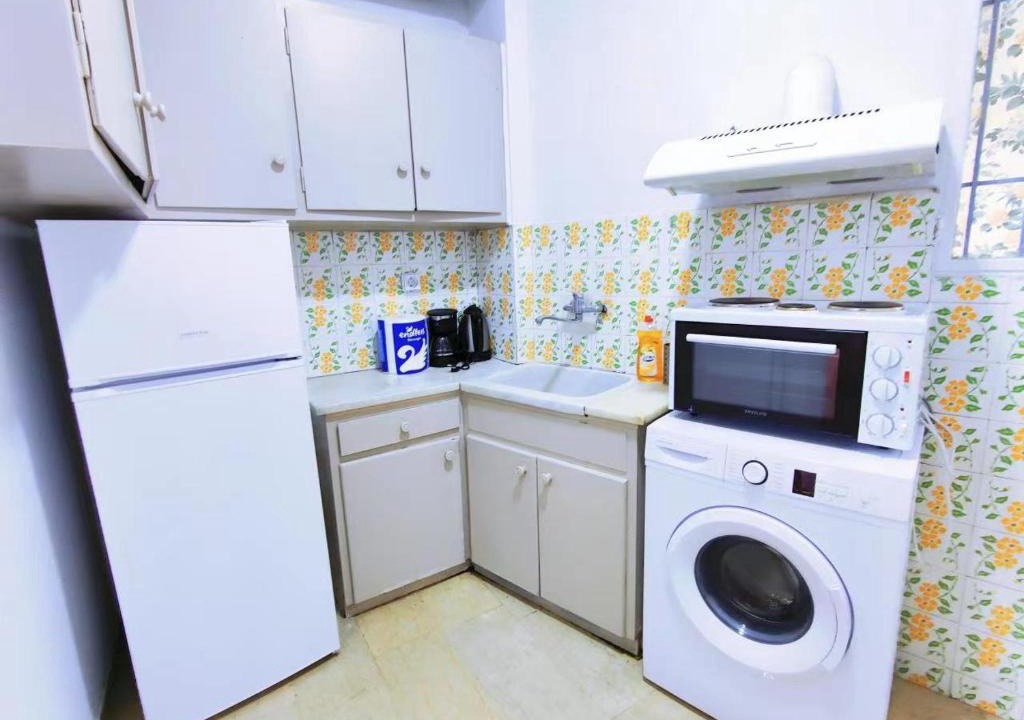 Athens Bed & Breakfast | Neat department