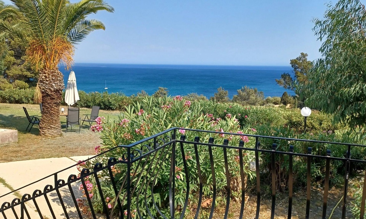 Nerissa Bungalows Kefalonia | Leivathos