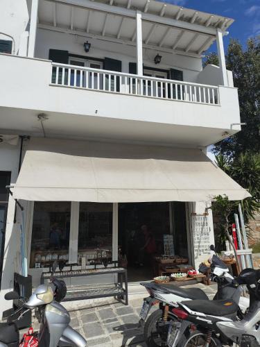Tinos Town House | Niki Rooms