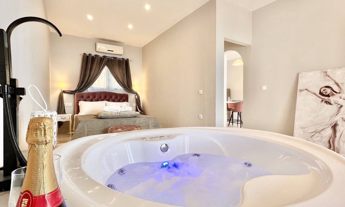 Barbati Apartment | Nissaki Anemone Luxury Apartment with Jacuzzi