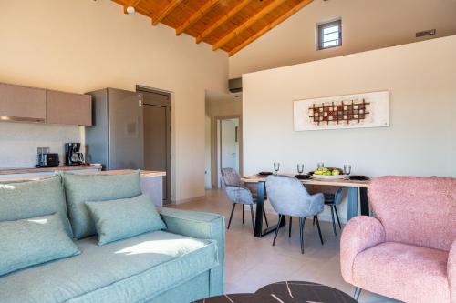 Megali Mantineia Villa | Nodeas Villa