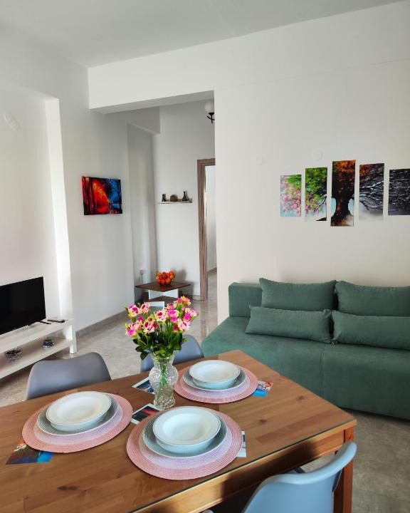 Perivolos Apartment | Oasis Apartments