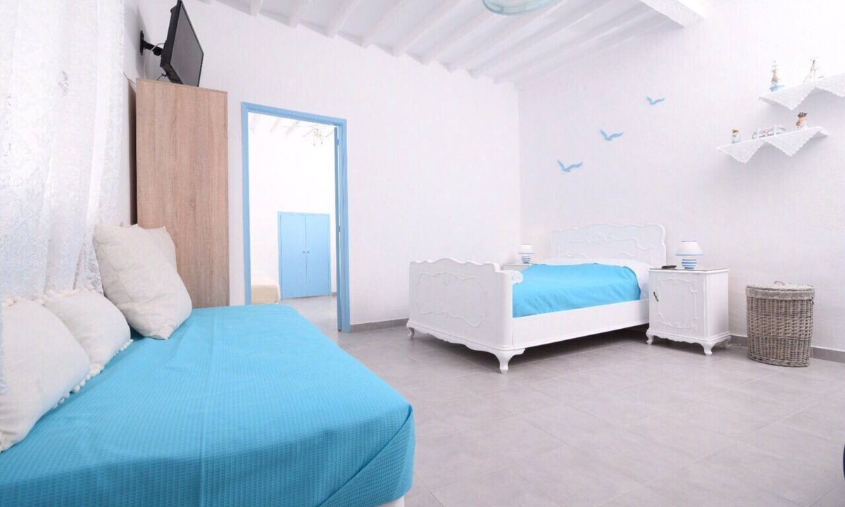 Parikia House | Old Town Traditional House