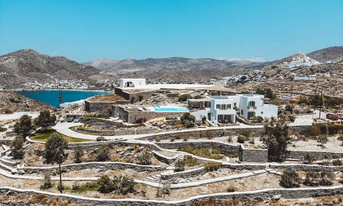 Ios Town House | On The Rocks - Whole Estate | 5 Villas, 3 Pools