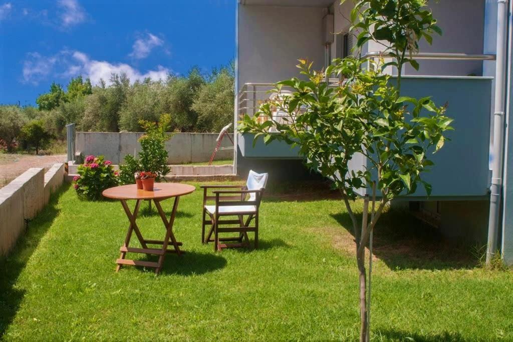 Kalamata Apartment | Panoramic View 1,5km From The Beach - Free Bikes