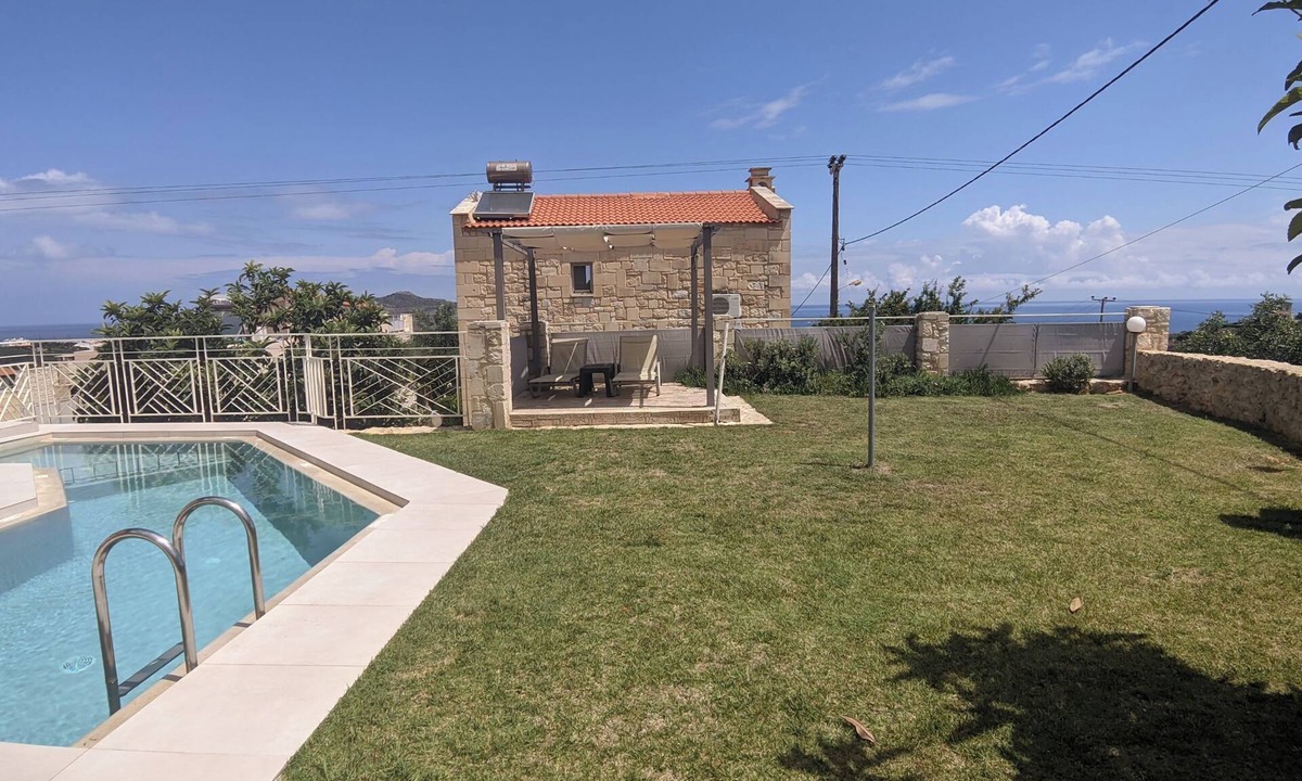 Kato Stalos Villa | Pantanassa Villas -Terpsichore with Sea View