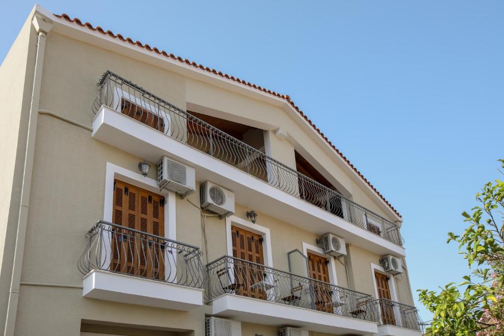 Argostoli Town Apartment | Papadatos Studios