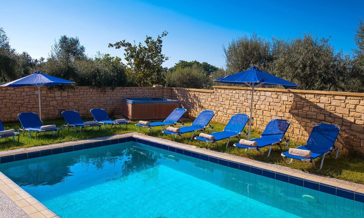 Prines Villa | Paradise Large Group w/Gym, Hot Tub & Playroom