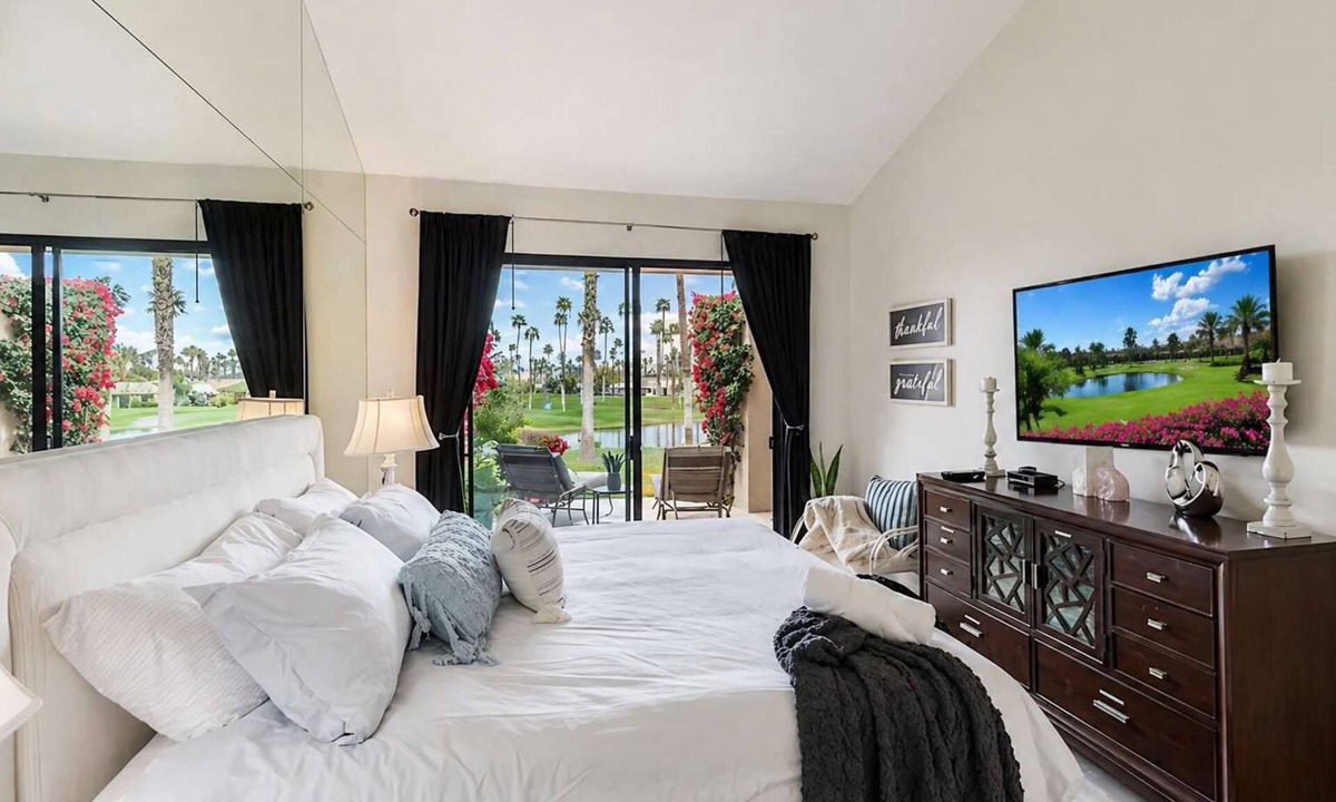 Palm Desert Villa | Paradise Point-Green View and Tennis/Athletic Club