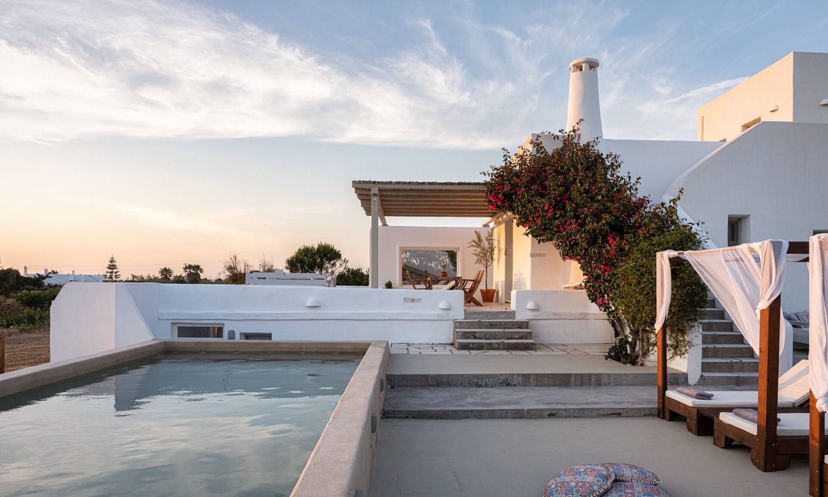Paros Villa | PAROS HOUSE - A Peaceful Private Villa with Amazing Sea & Sunset View