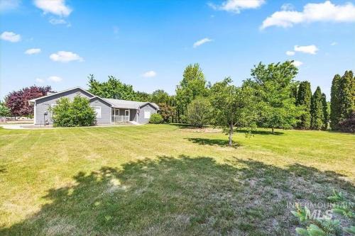 Nampa House | Peaceful Nampa Retreat