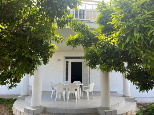 Archea Korinthos House | Pegasus House