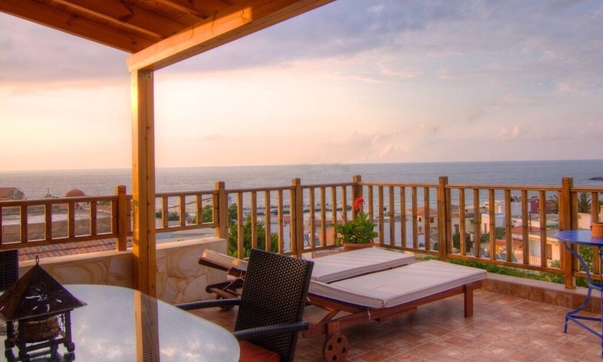 Panormos House | Pension Lucy