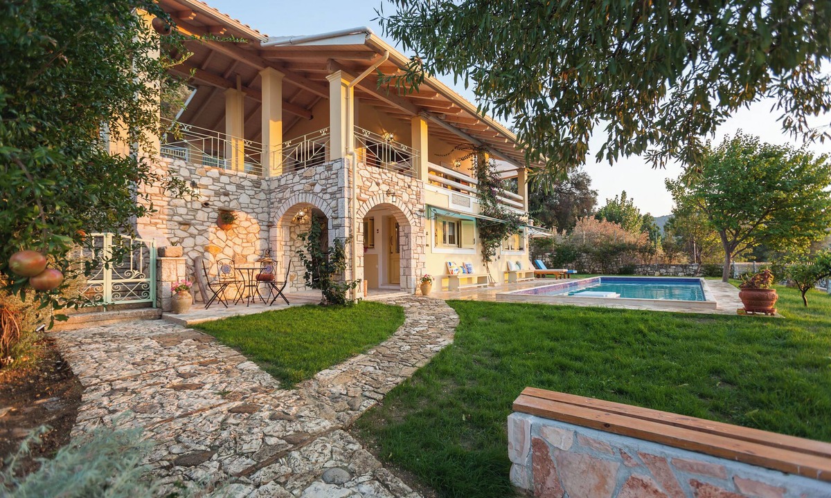 Aleimmatades Villa | Perfect Escape Luxurious Villa Anastasia Tranquil Retreat in Arkadades Greece