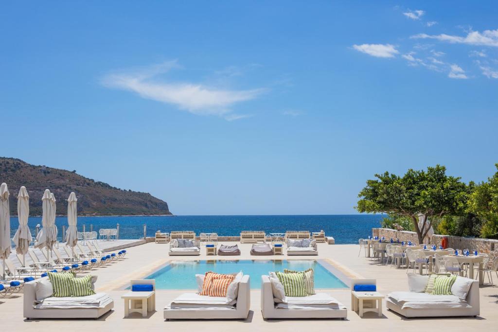 Karavostasi Hotel | Porto Vitilo Boutique Hotel