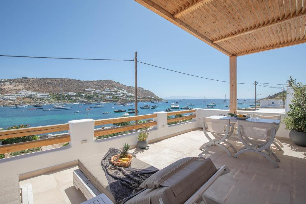 Ornos Villa | Pursue Your Day Dreams