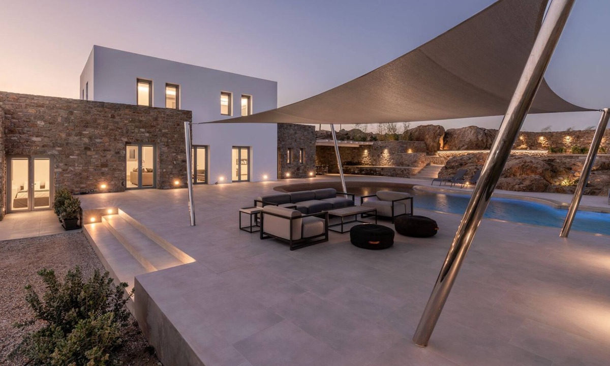 Plintri Villa | R 146 Luxury Villa with Private Pool Fantastic Views Outdoor Audio System