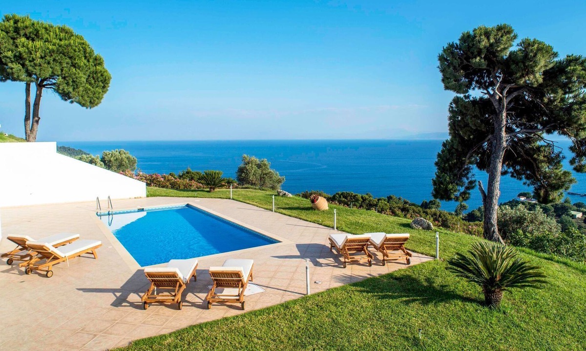 Agia Paraskevi Villa | R 1464 Villa B with Sunbeds, Verenda & Private Pool.