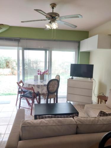 Rafina-Pikermi Apartment | Rafina suits