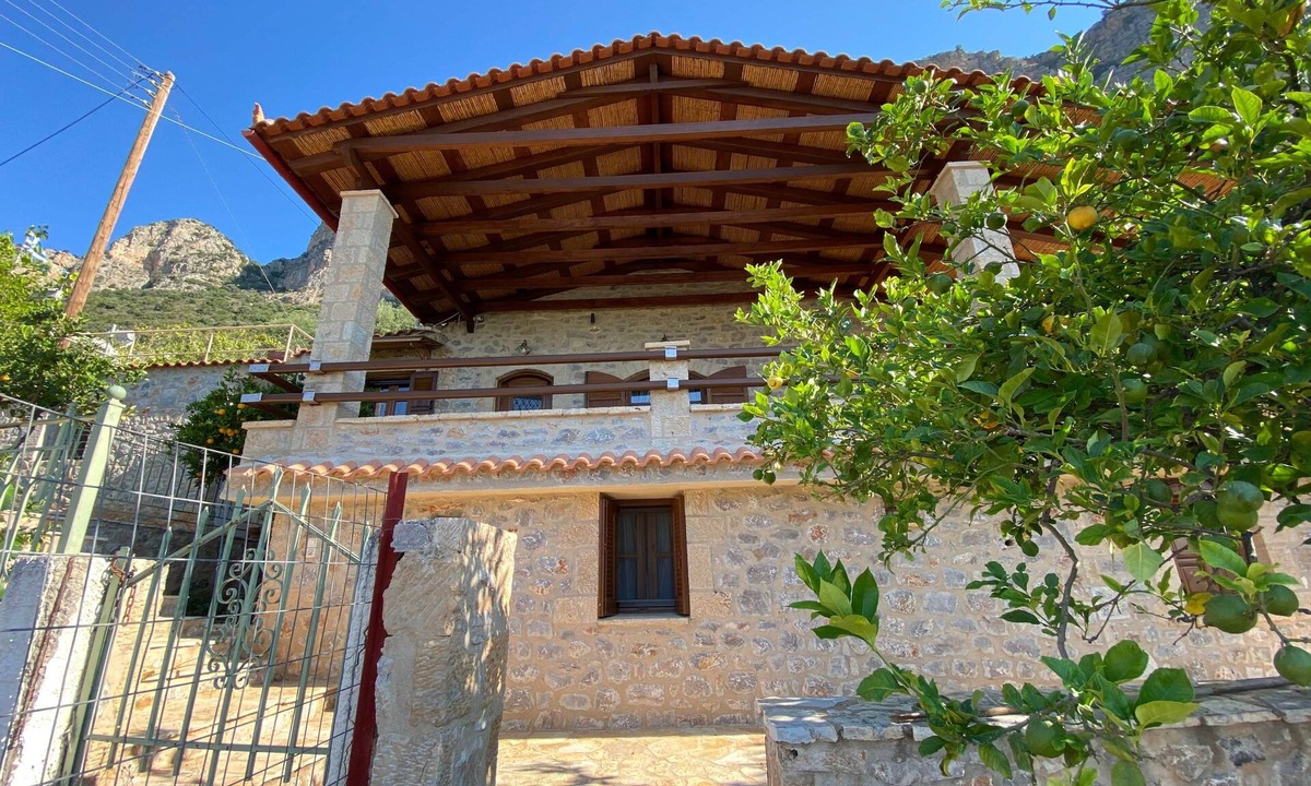 Leonidio House | Red Rock & Sea House