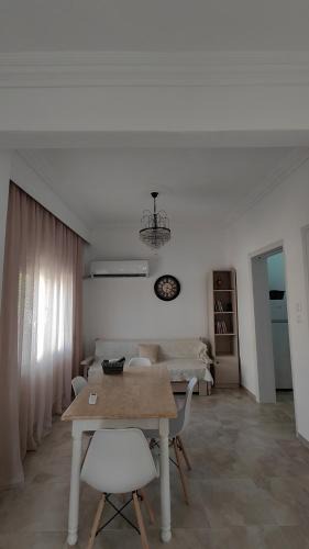 Amphipolis Apartment | Rodostagma 2