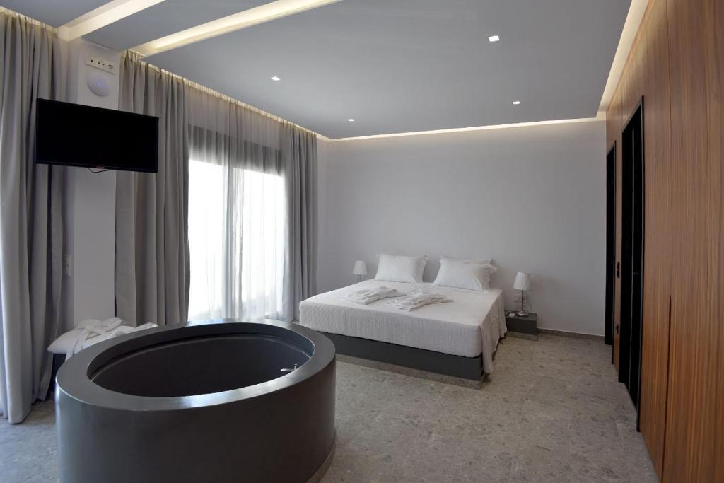 Tinos Apartment | Rose n Stone, King, Luxury Houses