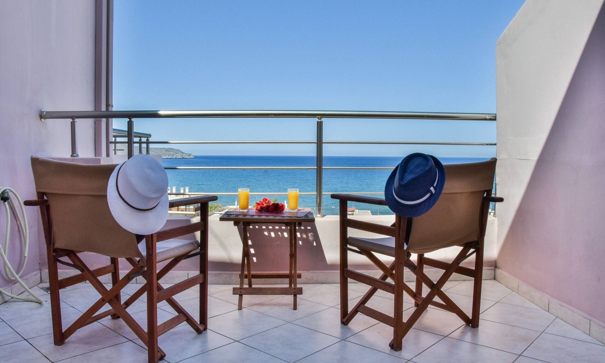 Kato Stalos Villa | Rubini Home II 3 minutes from sea by feet