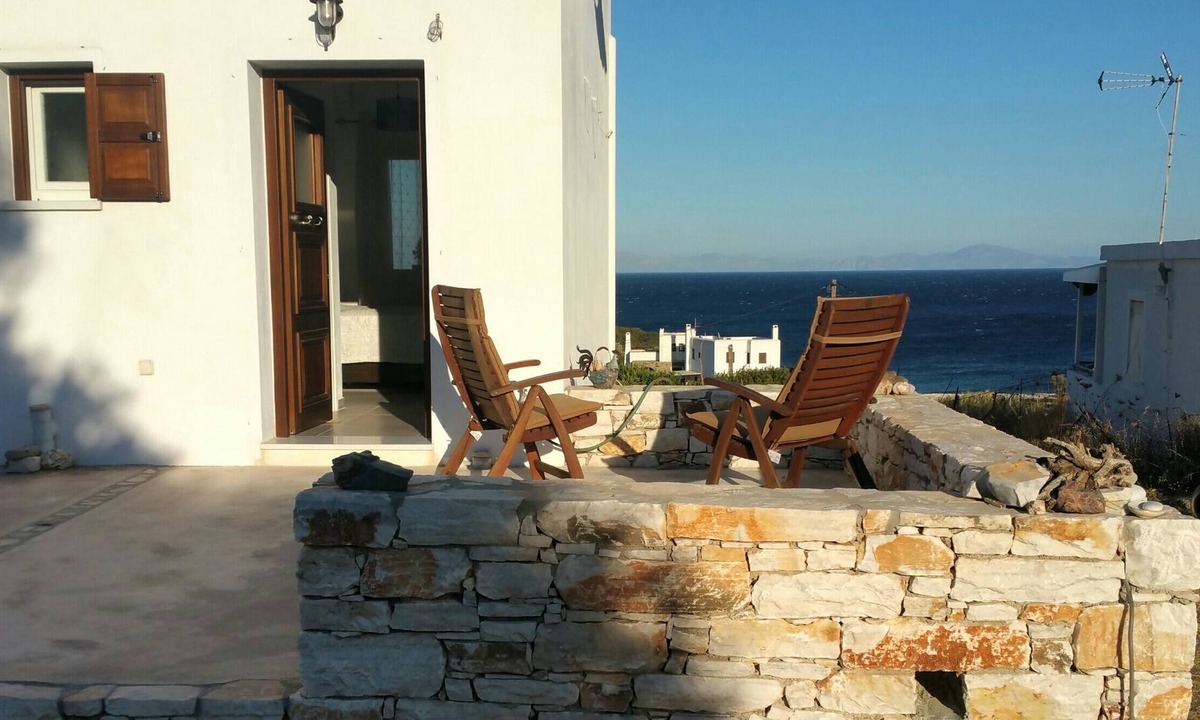 Naxos Apartment | Safe,quiet,R&R, home away from home, 5 min walk to closest beach. Eastern Naxos.