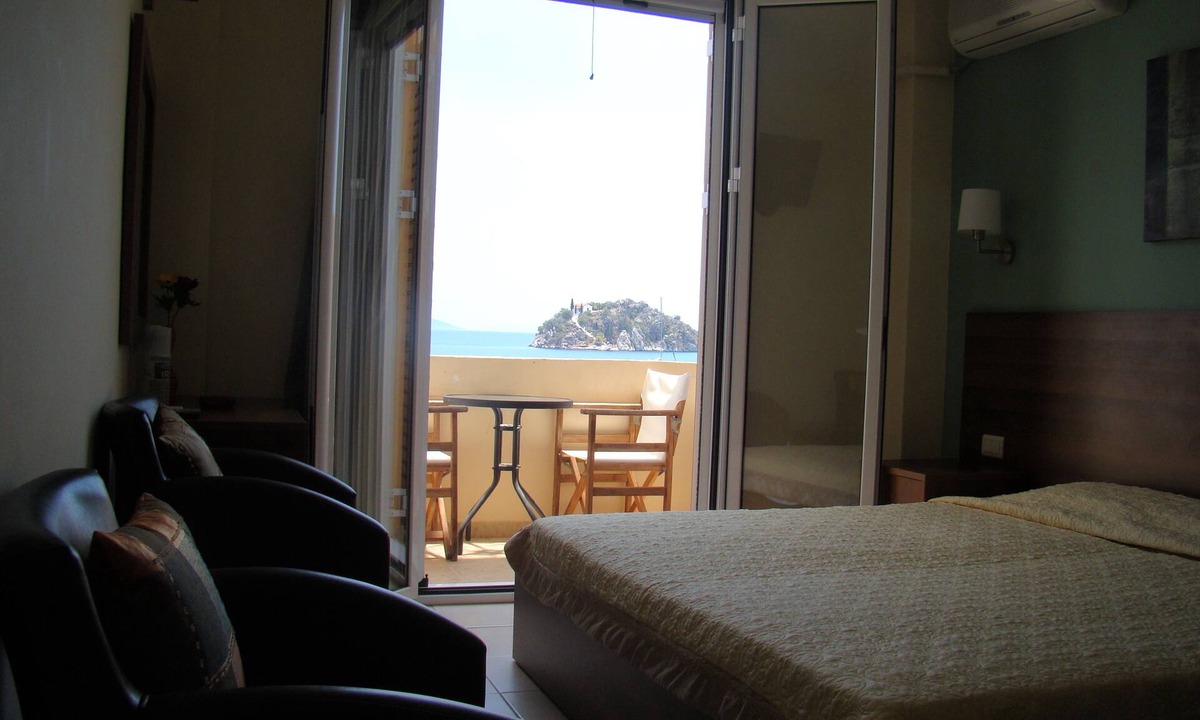 Tolo Hotel | Santa Maria Hotel