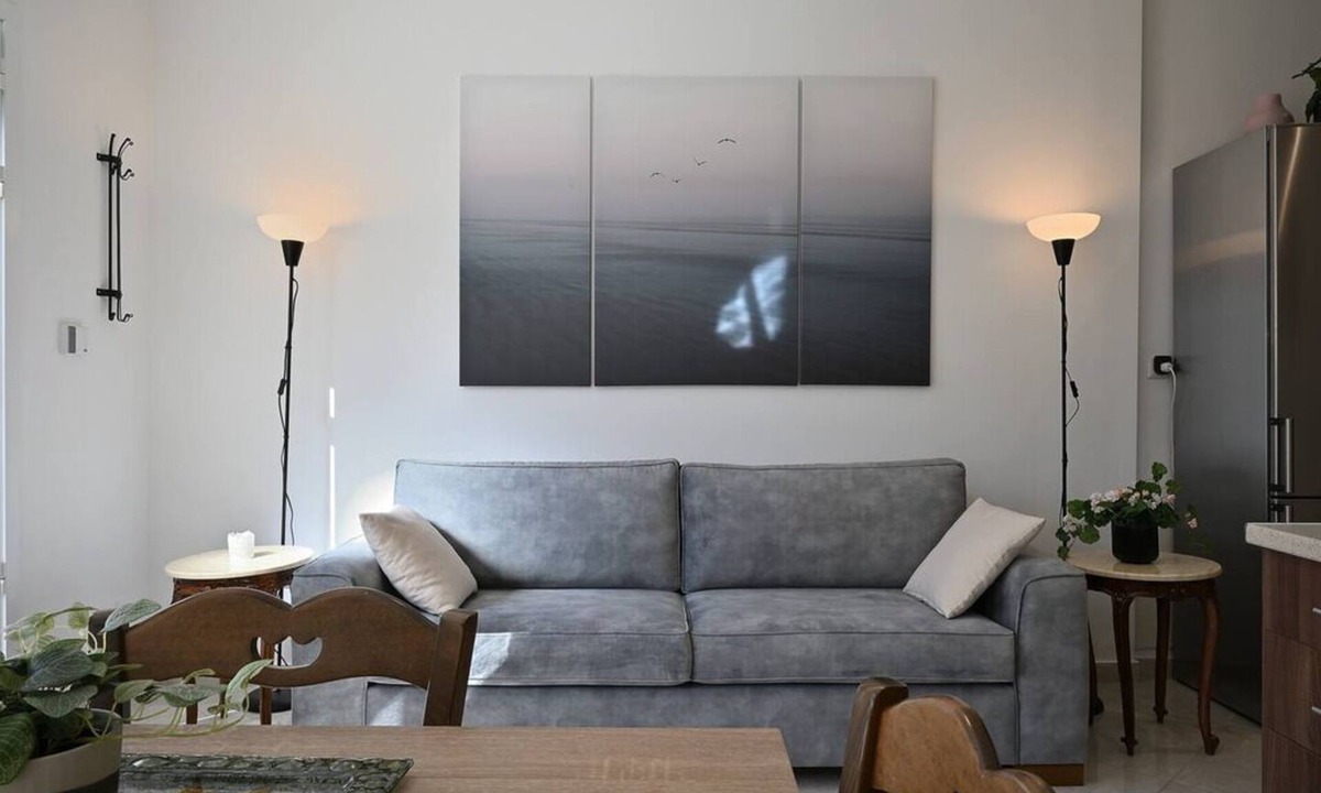 Palaio Faliro Apartment | Sea breeze apartment in Palaio Faliro/Netflix