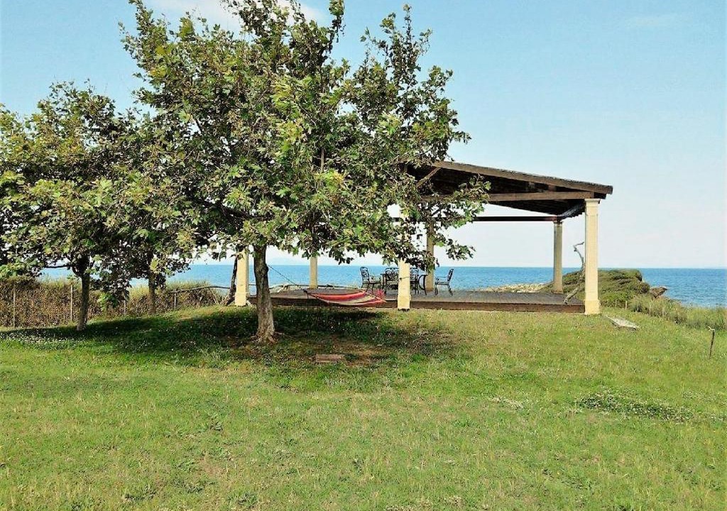 Pyrgos Apartment | Sea Breeze Apartment