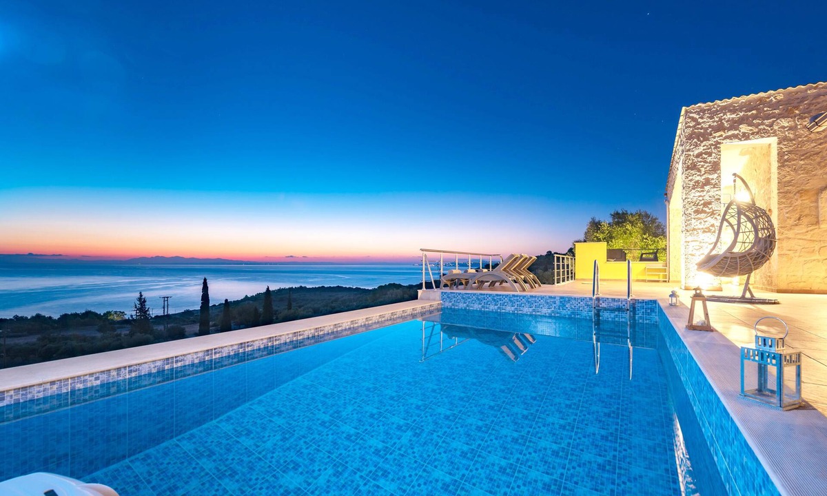 Skinaria Villa | Sea View Nisaki Villa with private pool!