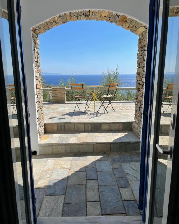 Batsi Apartment | Sea view studio 2