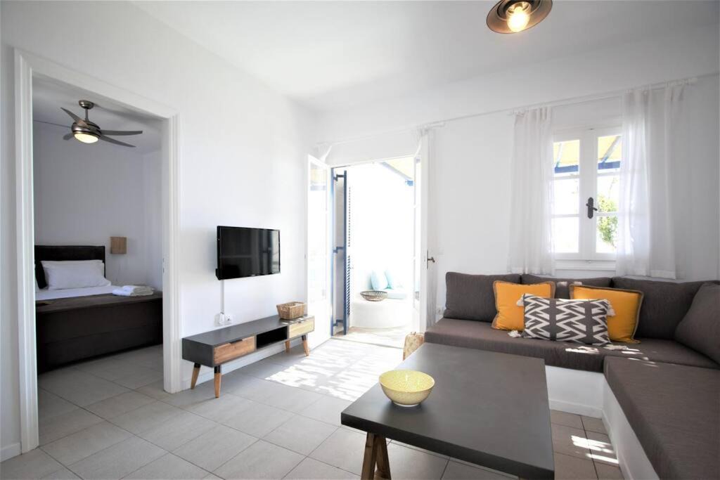 Ampelas House | SEABREEZE Apartment