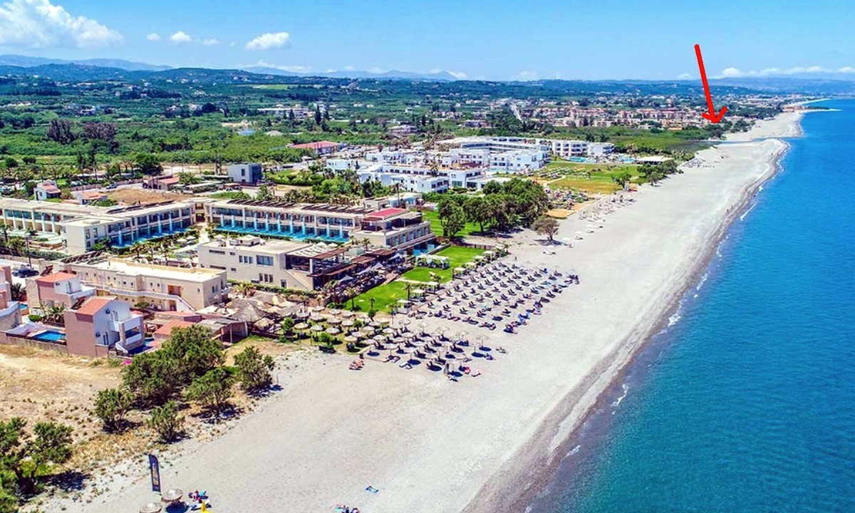 The Beach | Gerani