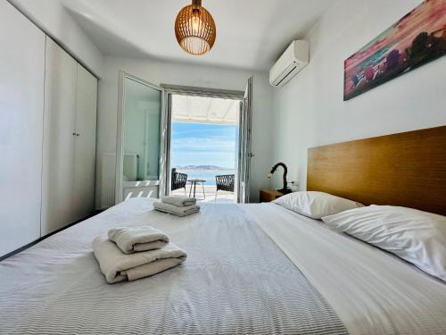 Agios Stefanos Apartment | Seaview & Jacuzzi Villa Sea View