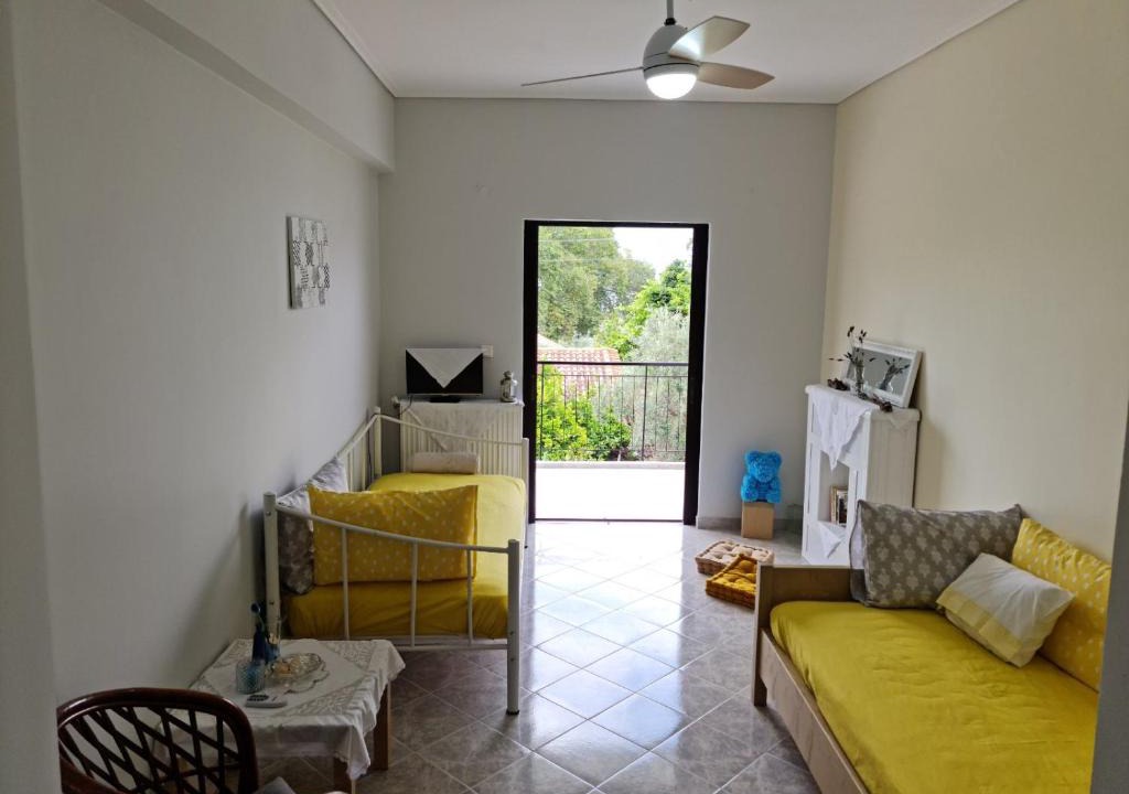 Kamena Vourla Apartment | Semedaki Apartment