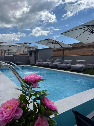 Keramoti House | STREET 90 Luxury Apartment