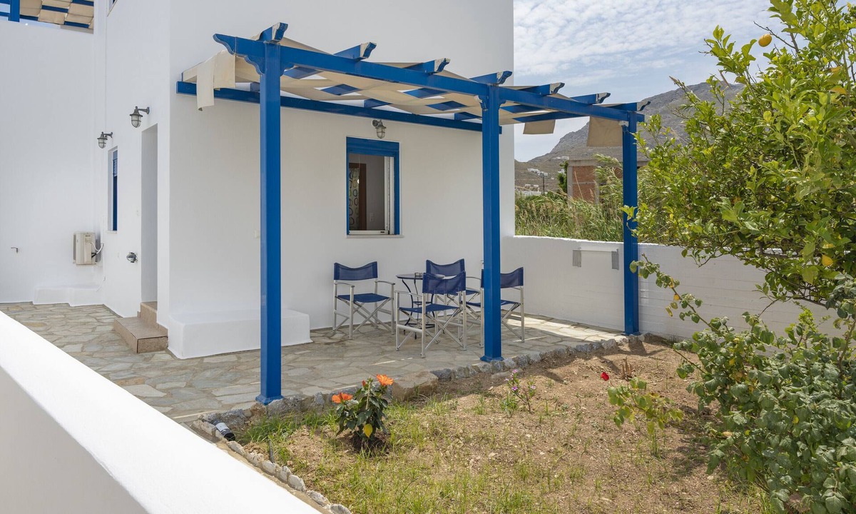 Livadi Apartment | Studio Apartment 'Studios Ninemia Serifos 3' with Sea View, Wi-Fi and Air Conditioning