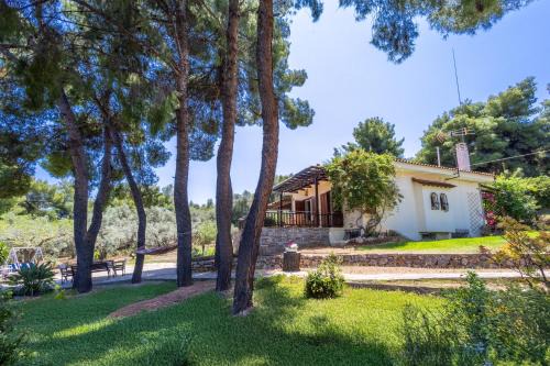 Lokroi House | Stunning Evia Sea View Country House